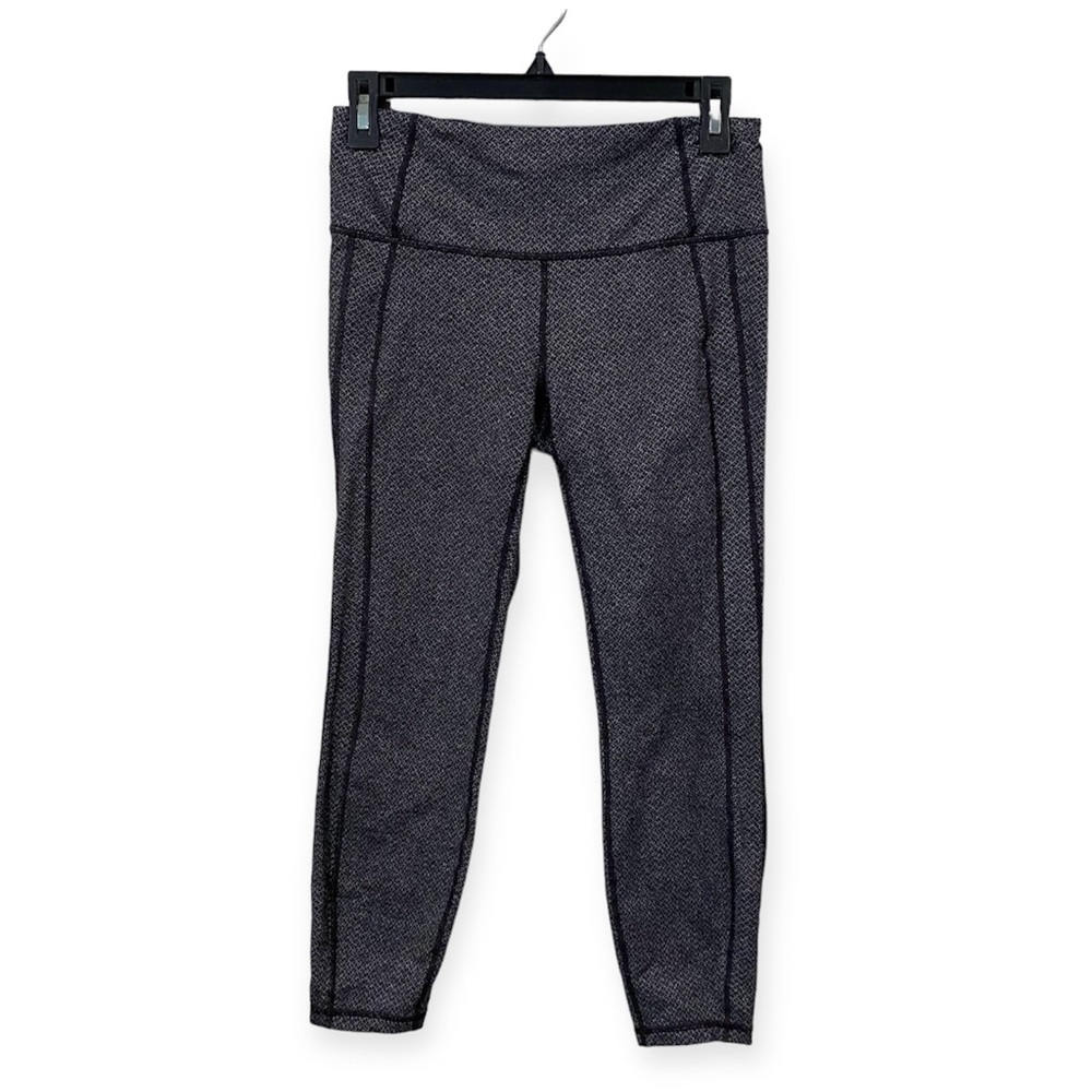 Athleta Active 3/4th Length Patterned Leggings Da… - image 1